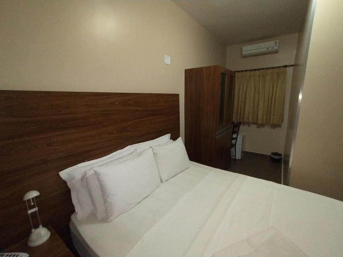Hotel Albatroz อูเบราบา ภายนอก รูปภาพ