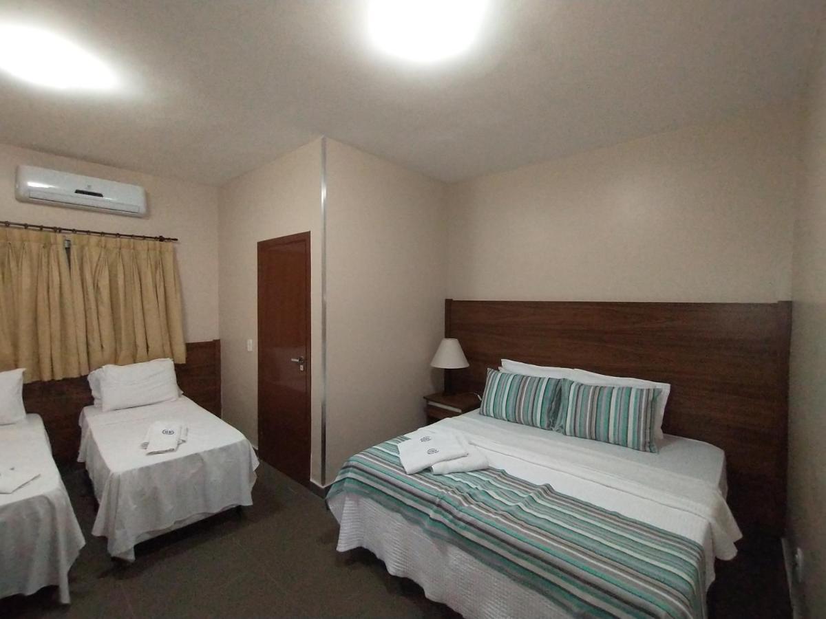 Hotel Albatroz อูเบราบา ภายนอก รูปภาพ