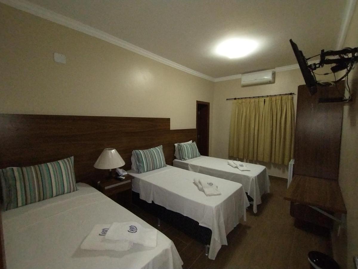 Hotel Albatroz อูเบราบา ภายนอก รูปภาพ